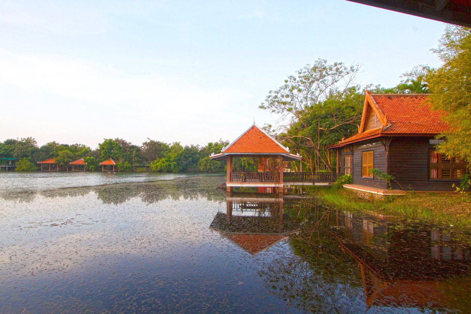 Bronze Lake Resort