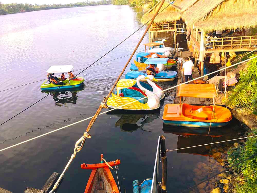 River Park | ឧទ្យានដងព្រែក