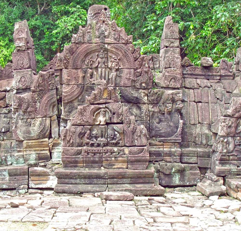 Neak Pean Temple | ប្រាសាទនាគព័ន្ធ