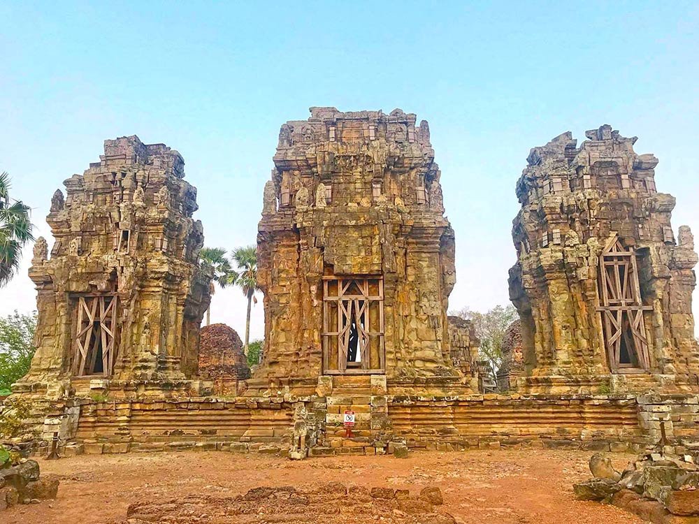 Phnom Krom Temple | ប្រាសាទភ្នំក្រោម