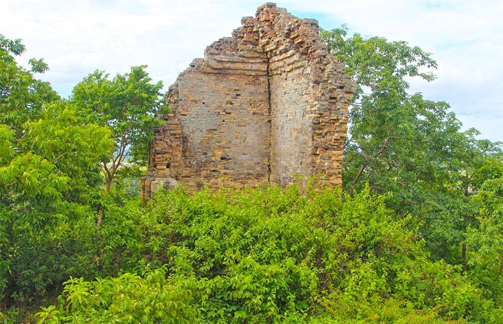West Ta Nhean Temple | ប្រាសាទតាញាណខាងលិច