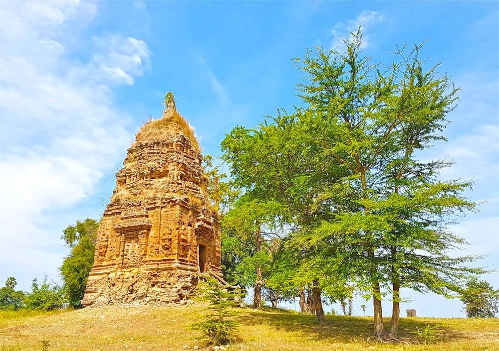 Bros Temple | ប្រាសាទប្រុស