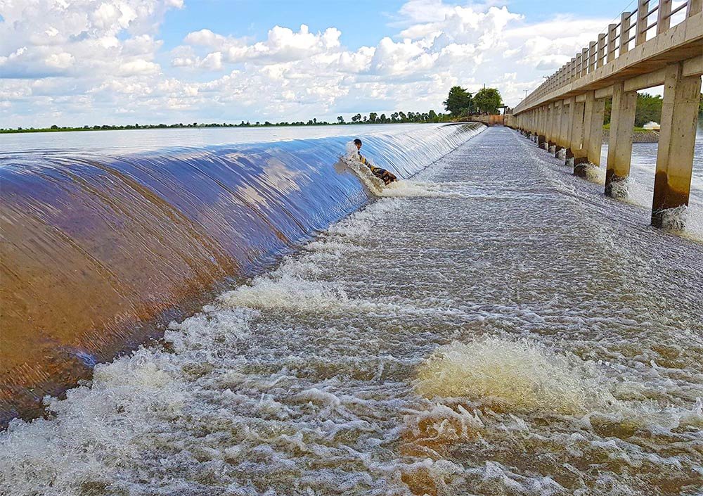 6 Makara dam | ទំនប់ ៦ មករា