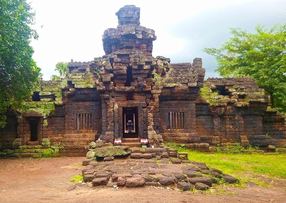 Kouk Nokor Temple | ប្រាសាទគុហ៍នគរ