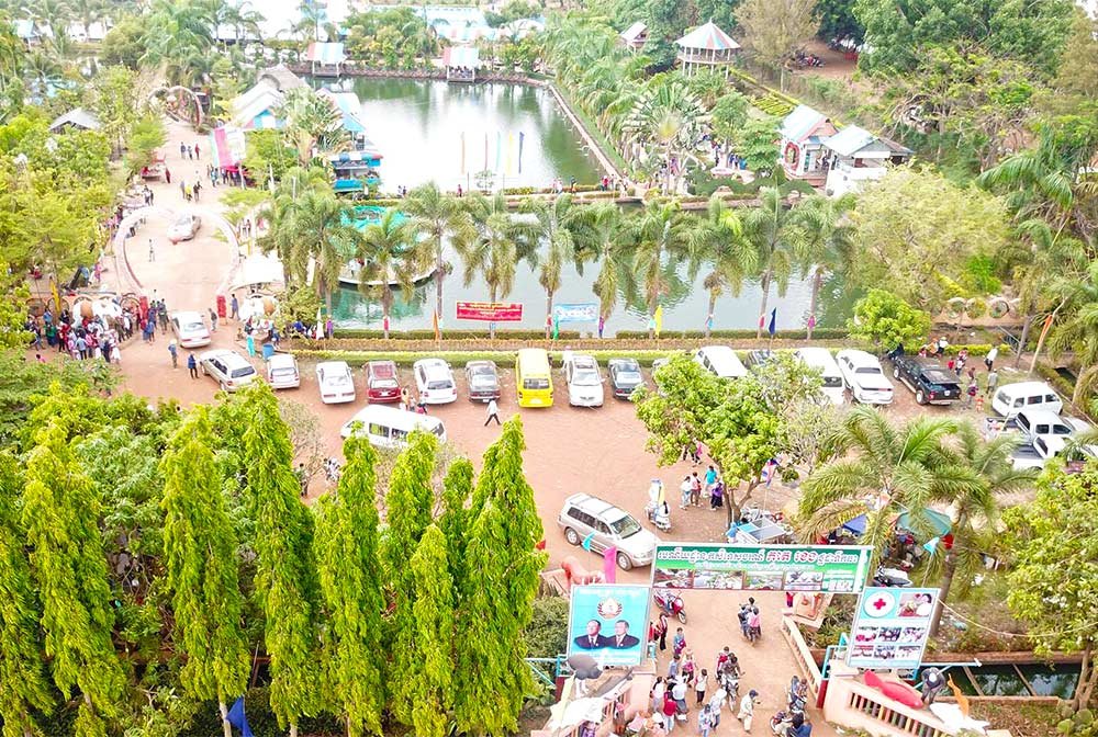 Thmor Da Teuk Cha Resort | ថ្មដាទឹកឆា គាត ខេង