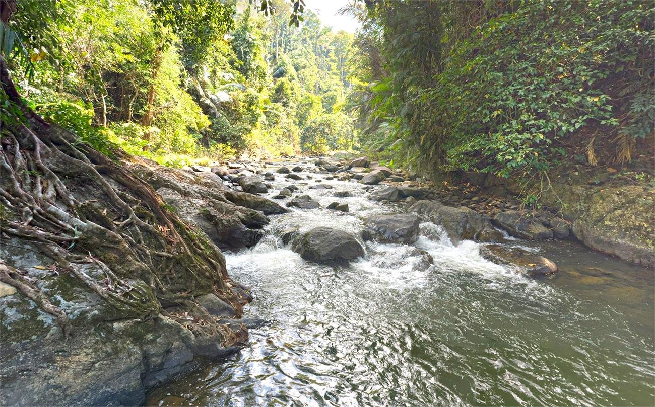 Au Thouren Waterfall | ទឹកជួរ អូរធូរ៉េន
