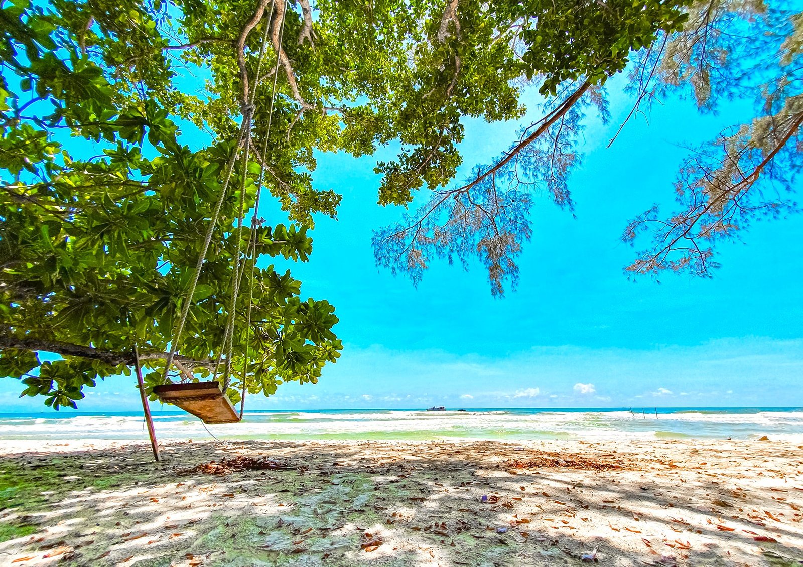 Koh Kong Beach | ឆ្នេរកោះកុង