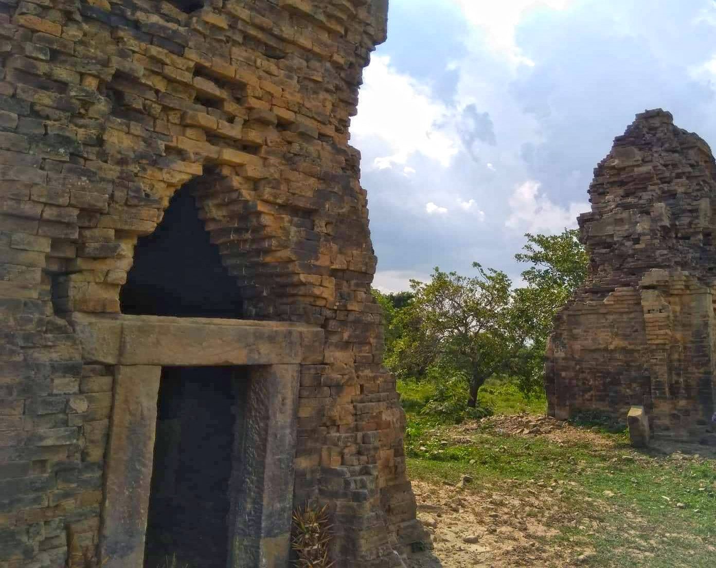 Prasat Thnorm Bdey | ប្រាសាទថ្មមប្តី