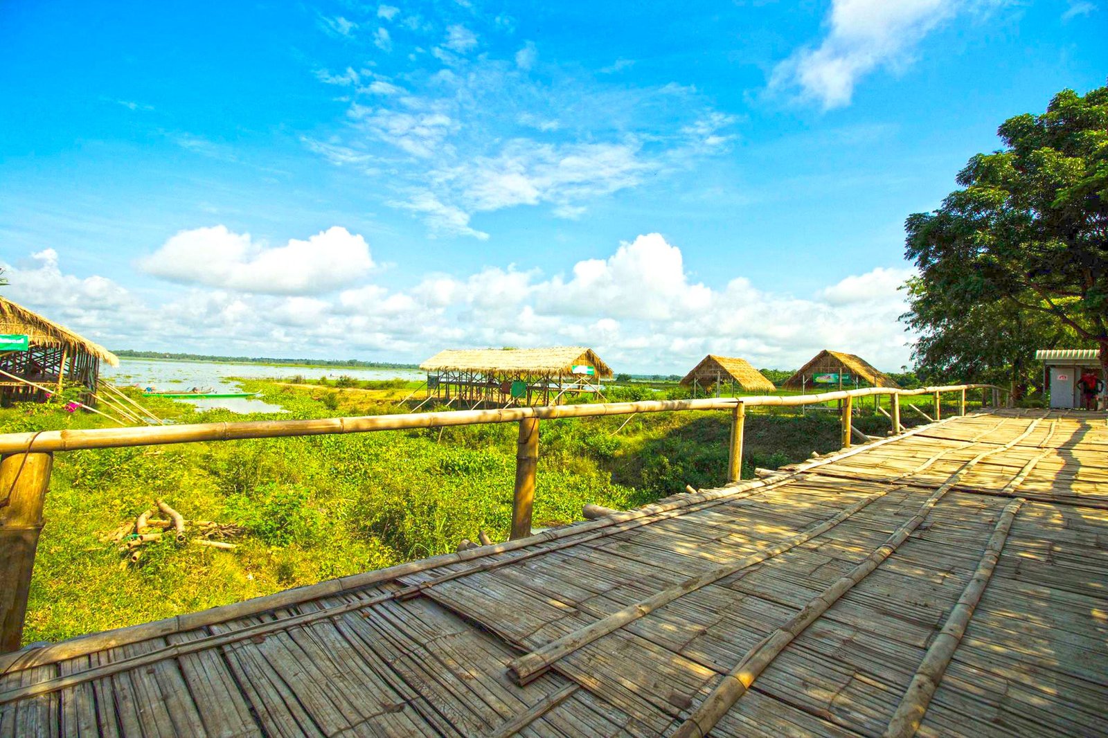 Boeng Thom | បឹងធំ