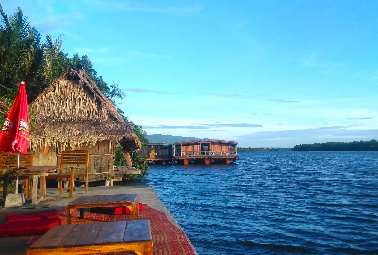 Bungalow Kampot River | បឹងកាឡូ កំពត រីវើ