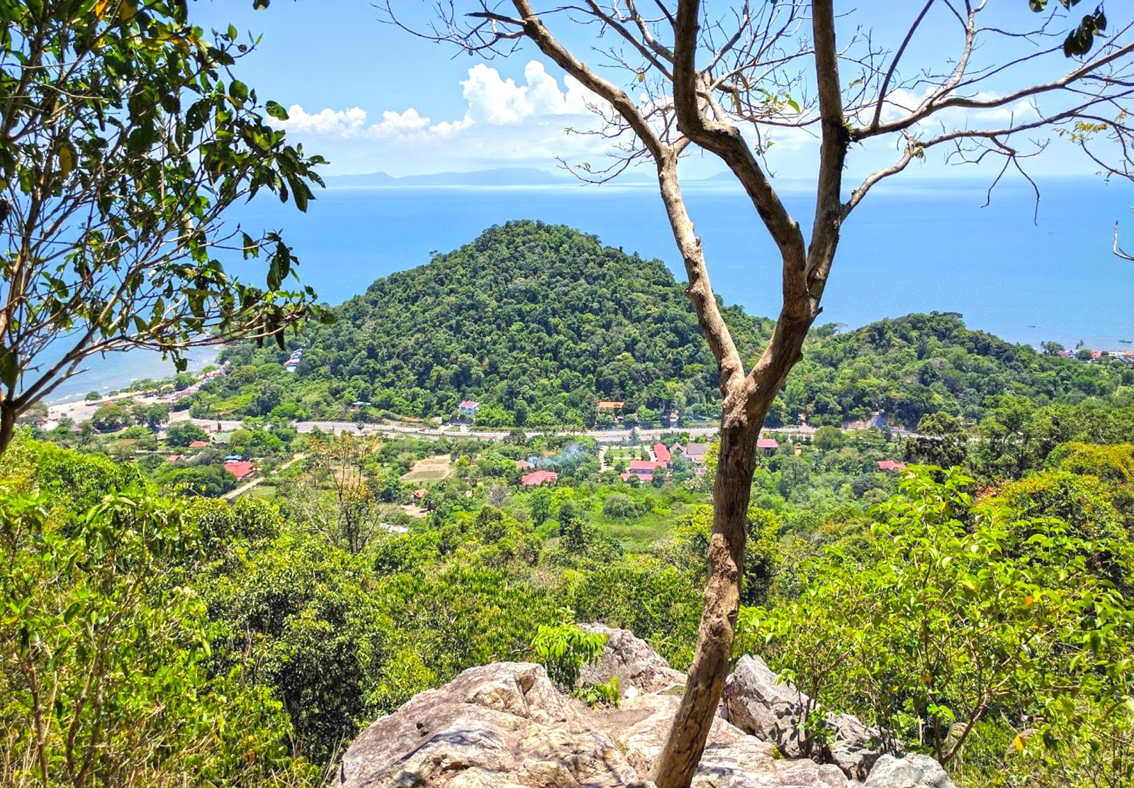 Sunset Rock Kep | សាន់សេដ រ៉ុក កែប