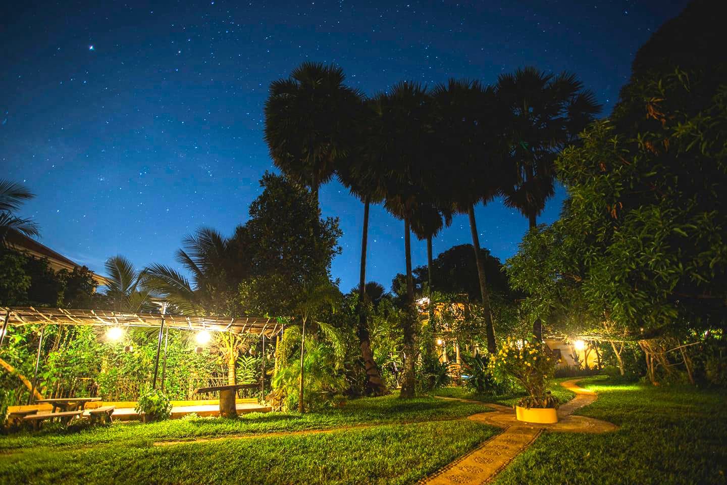 Champa Lodge Kampot | ចំប៉ា ឡជ
