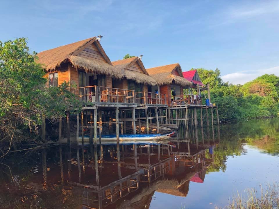 Sok San Long Beach Bungalows | ឆេ្នរសុខសាន្តឡុង បឹងហ្គាឡូ