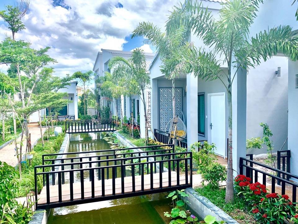 Raing Phnom Bungalow | ផ្ទះលំហែរាំងភ្នំ