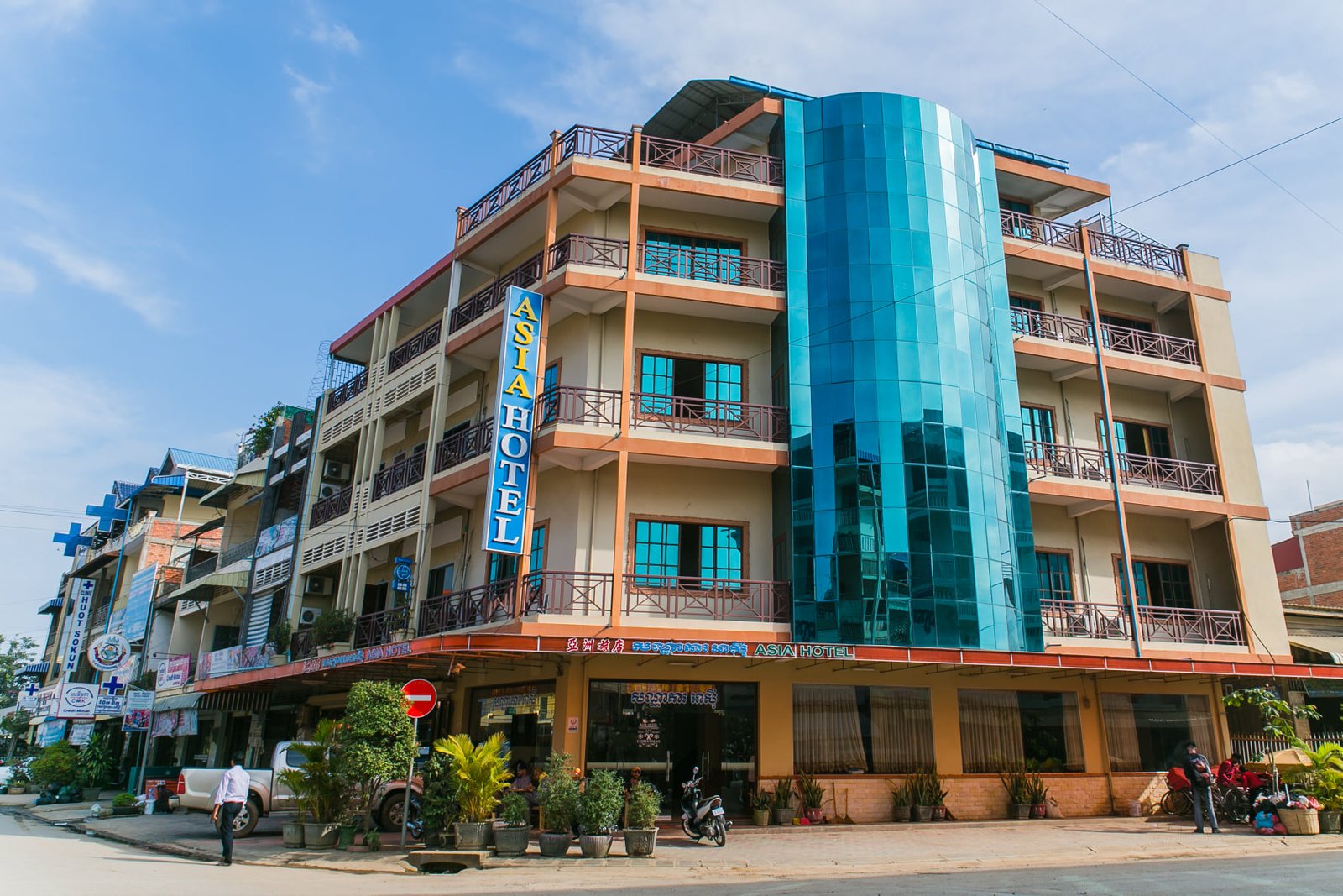 Asia hotel battambang | សណ្ឋាគារ អាសុី បាត់ដំបង