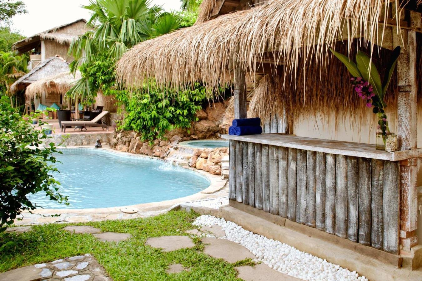 The Beach House Hotel Kep | ផ្ទះឆ្នេរ